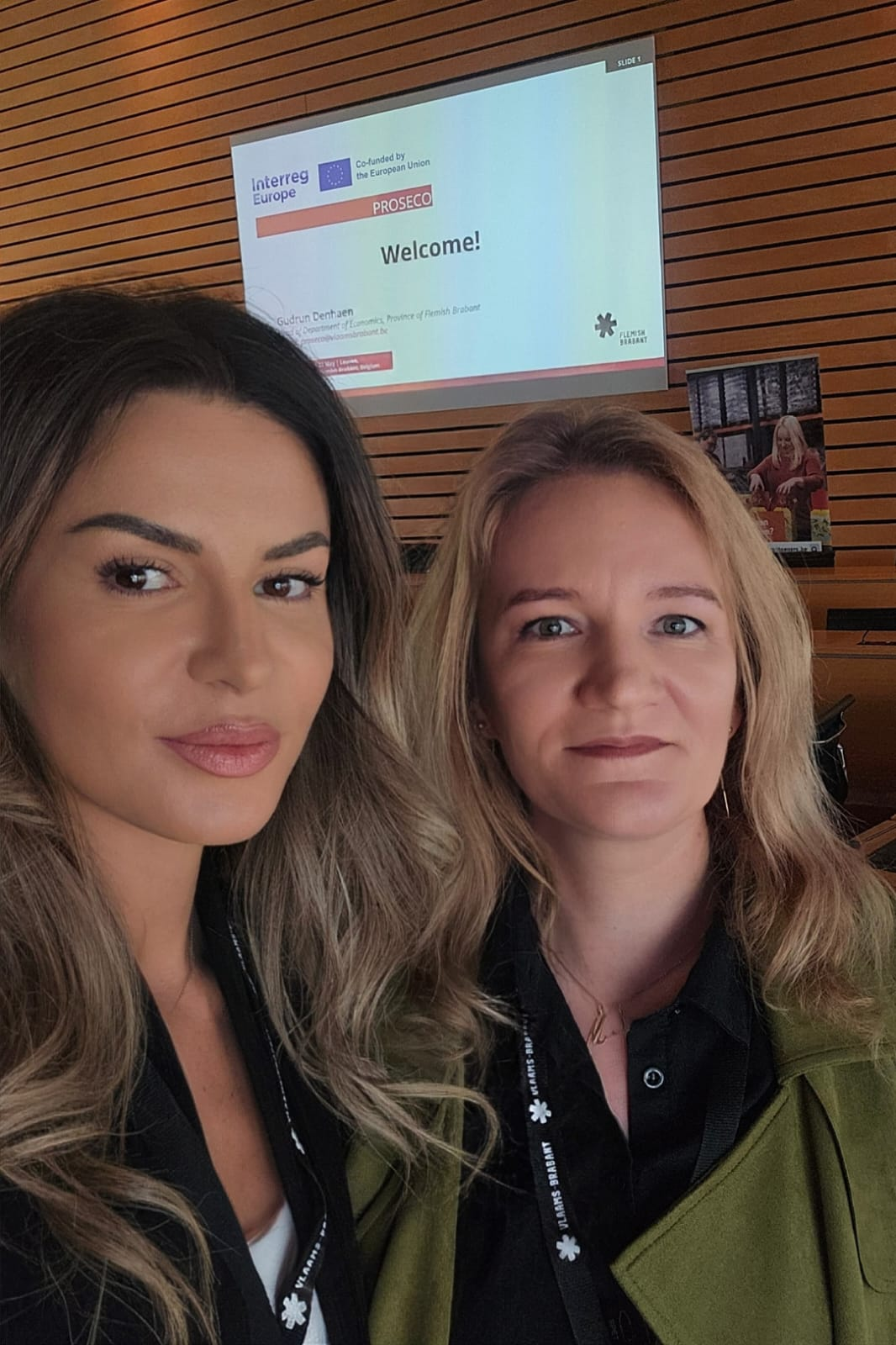 Elena Sobieski (manager proiect PROSECO) și Mădălina Sauciuc (co-manager UtilDeco), la lansarea oficială a proiectului